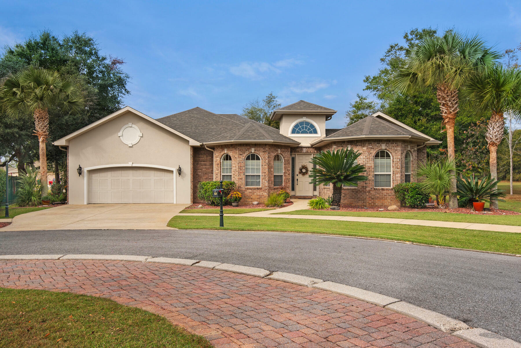 Property Photo:  2952 Chancellor Court  FL 32539 