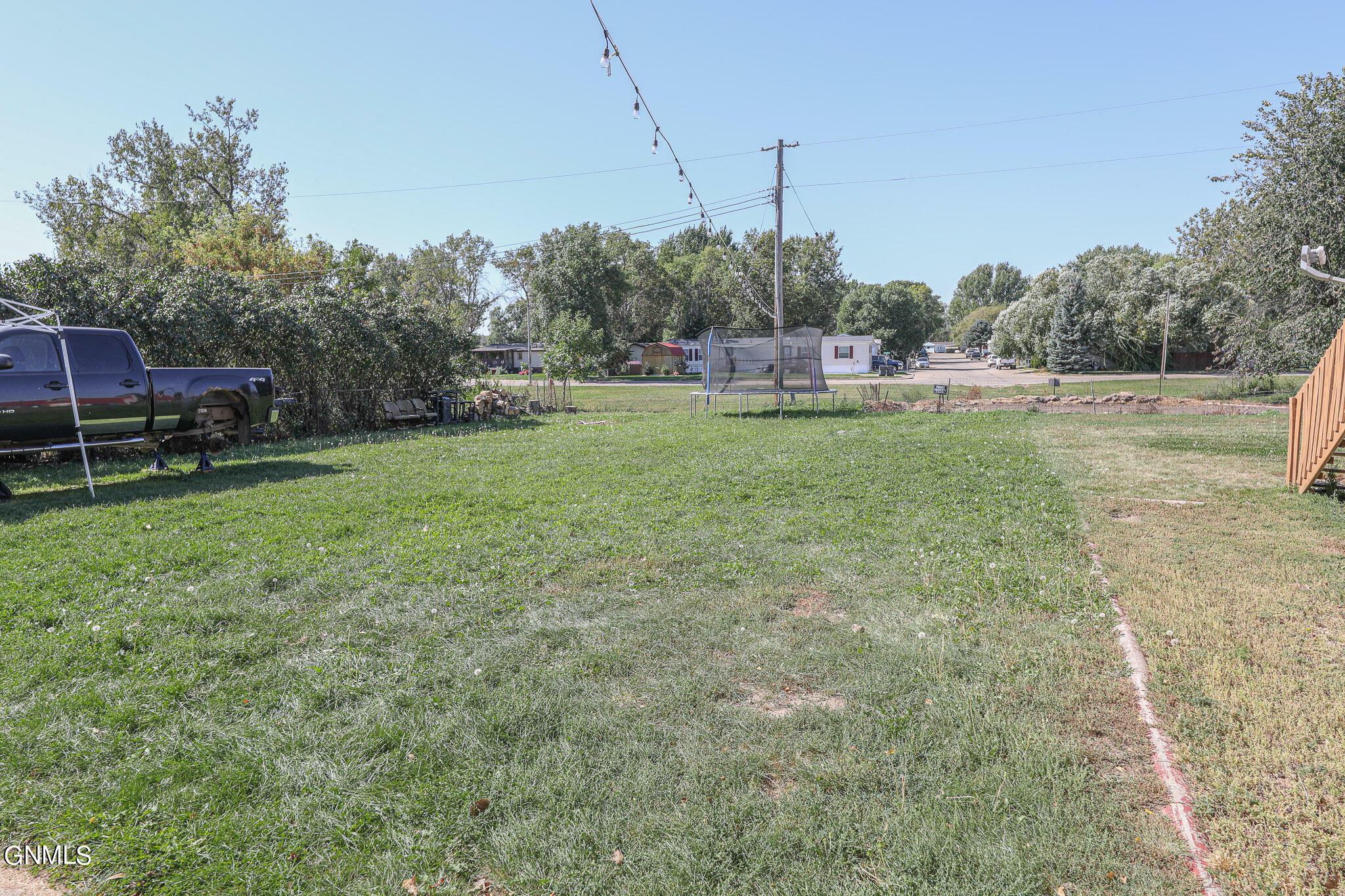 Property Photo:  711 3rd Avenue SE  ND 58554 