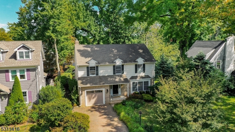 Property Photo:  307 S Scotch Plains Ave  NJ 07090 