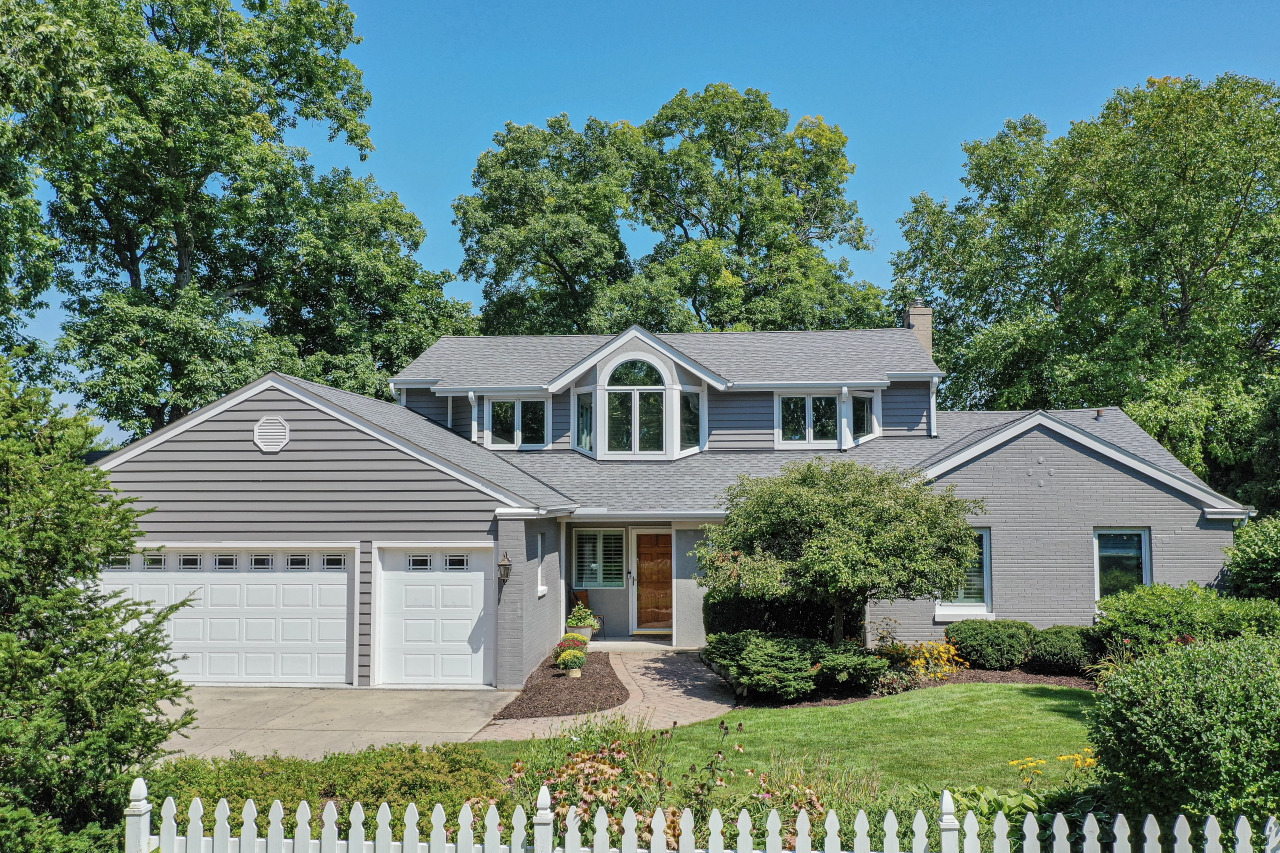 Property Photo:  2141 Lakeshore Dr  WI 53139 