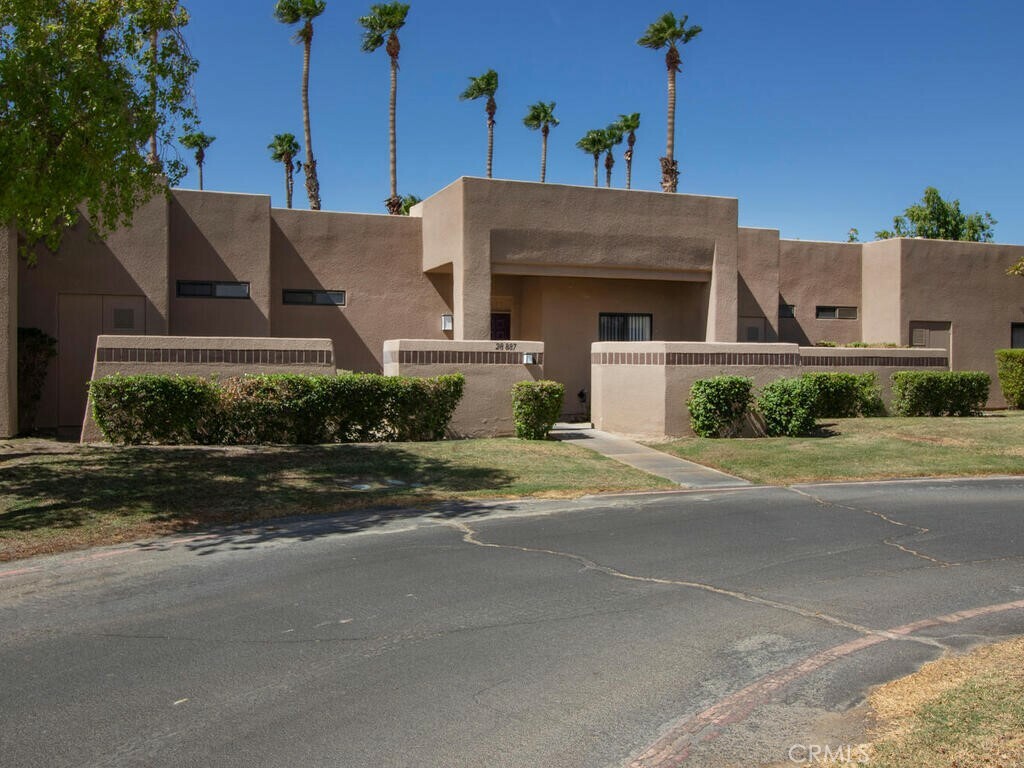 Property Photo:  28887 Isleta Court  CA 92234 