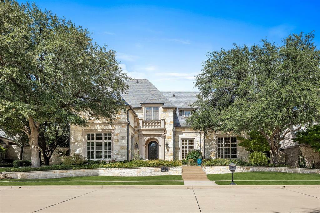 Property Photo:  12 Armstrong Drive  TX 75034 