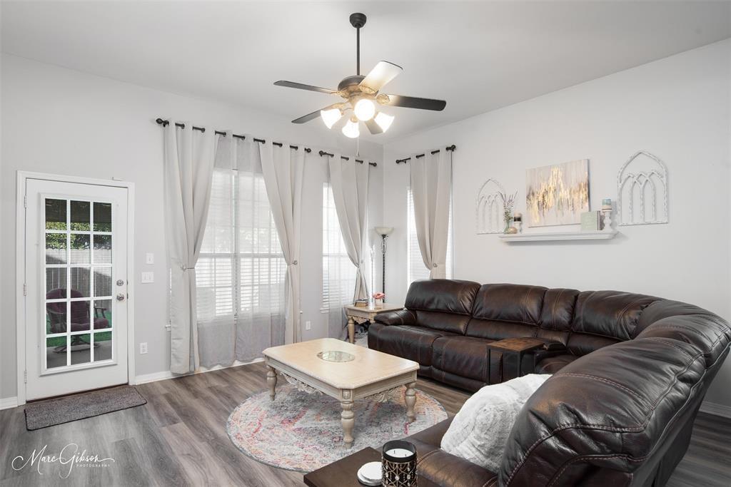 Property Photo: 142 Hallette Drive LA 71115