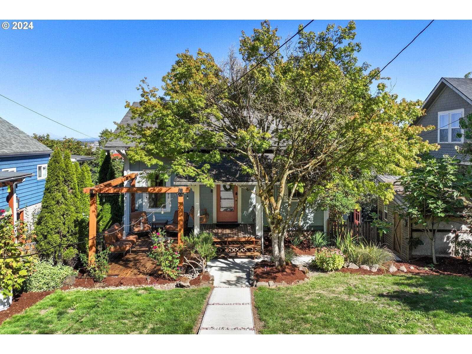 Property Photo:  10106 NW Wilark Ave  OR 97231 