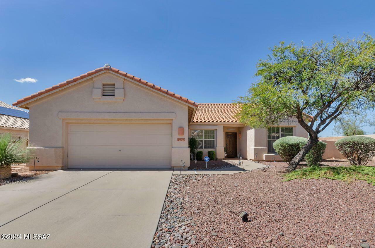 Property Photo:  12323 N Echo Valley Drive  AZ 85755 