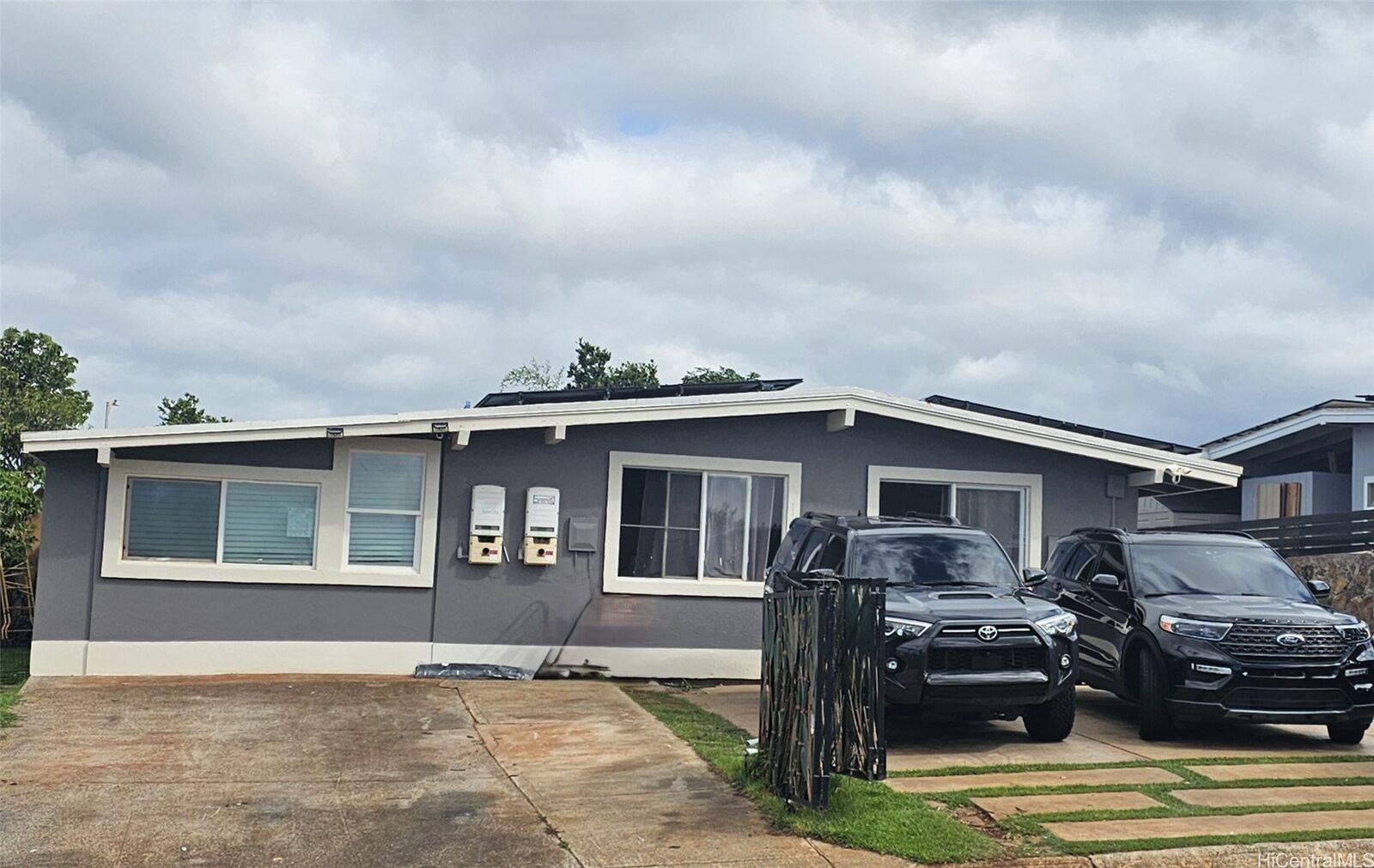 Property Photo:  2180 Awikiwiki Street  HI 96782 