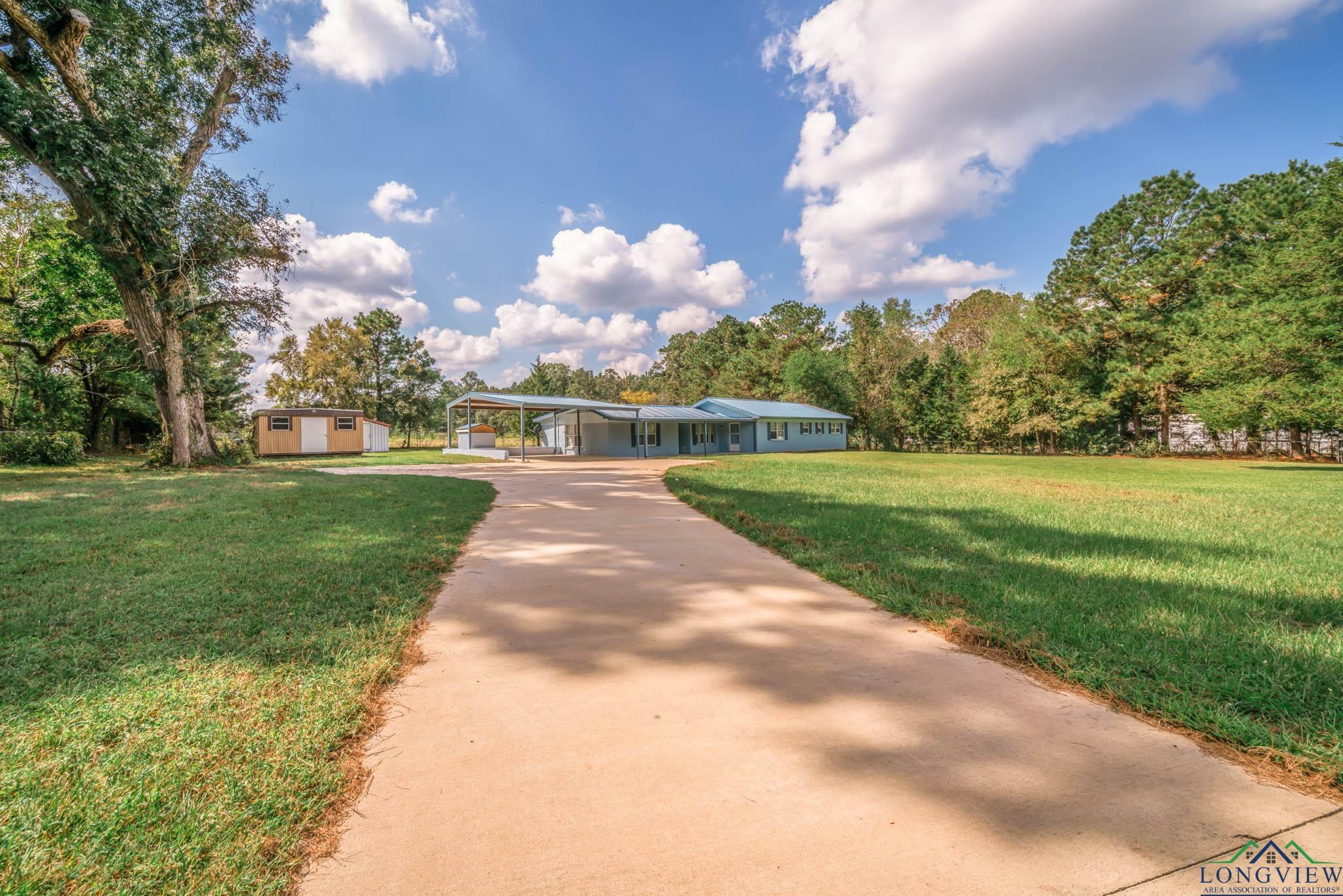 Property Photo:  704 Haggerty Rd  TX 75661 