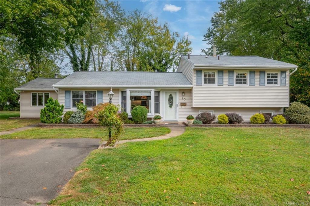 Property Photo:  20 Beechwood Road  NY 10913 