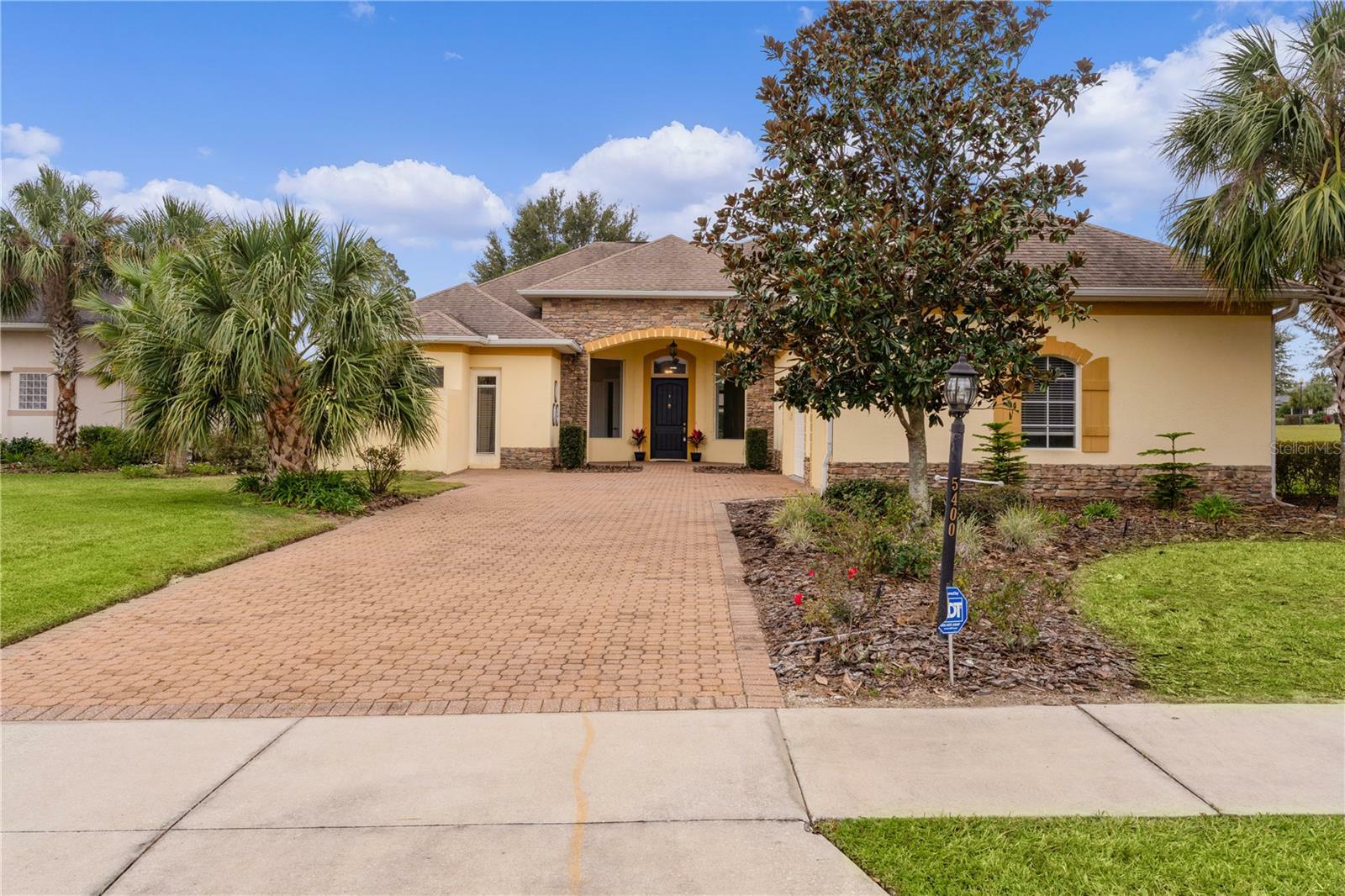 5400 Emerald Bay Lane  Lady Lake FL 32159 photo