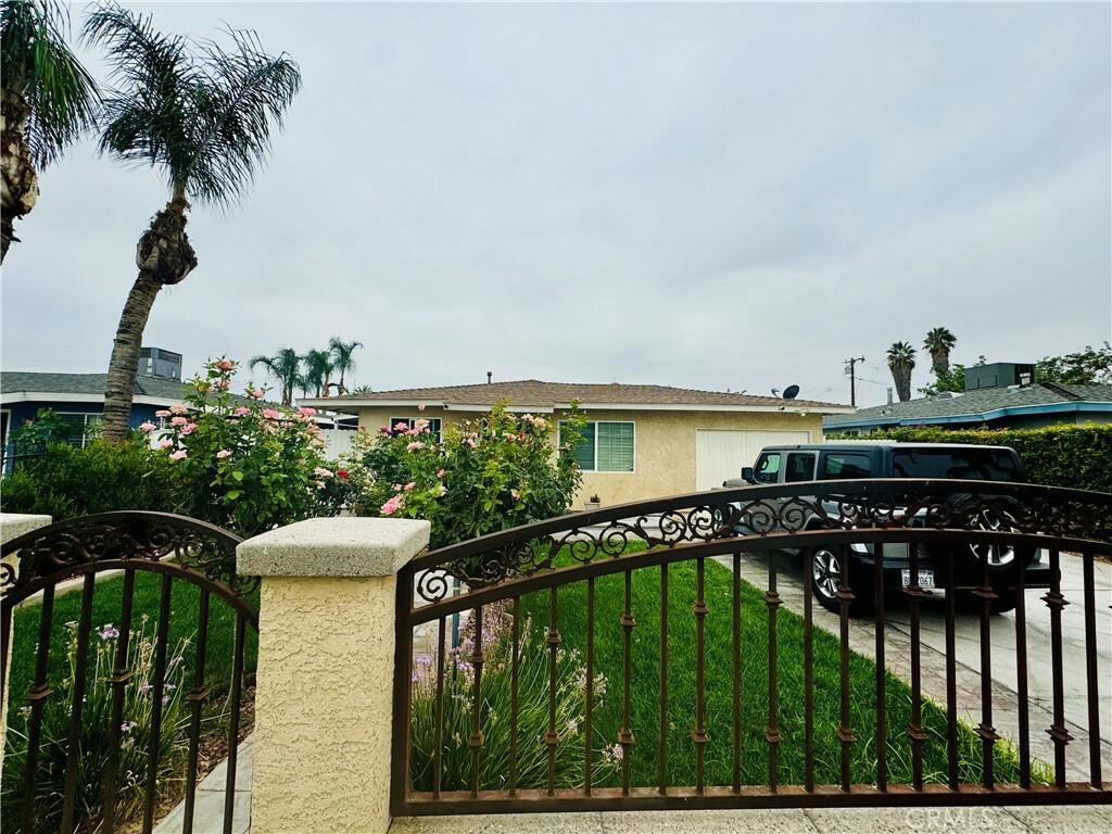 Property Photo:  5352 Odell Street  CA 92509 