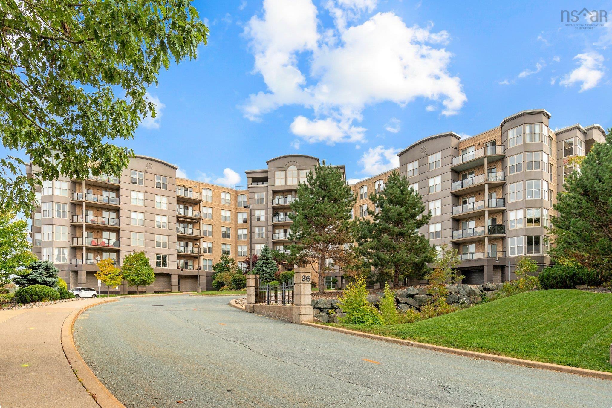 Property Photo: 36 Southgate Drive 401 NS B4A 1K8