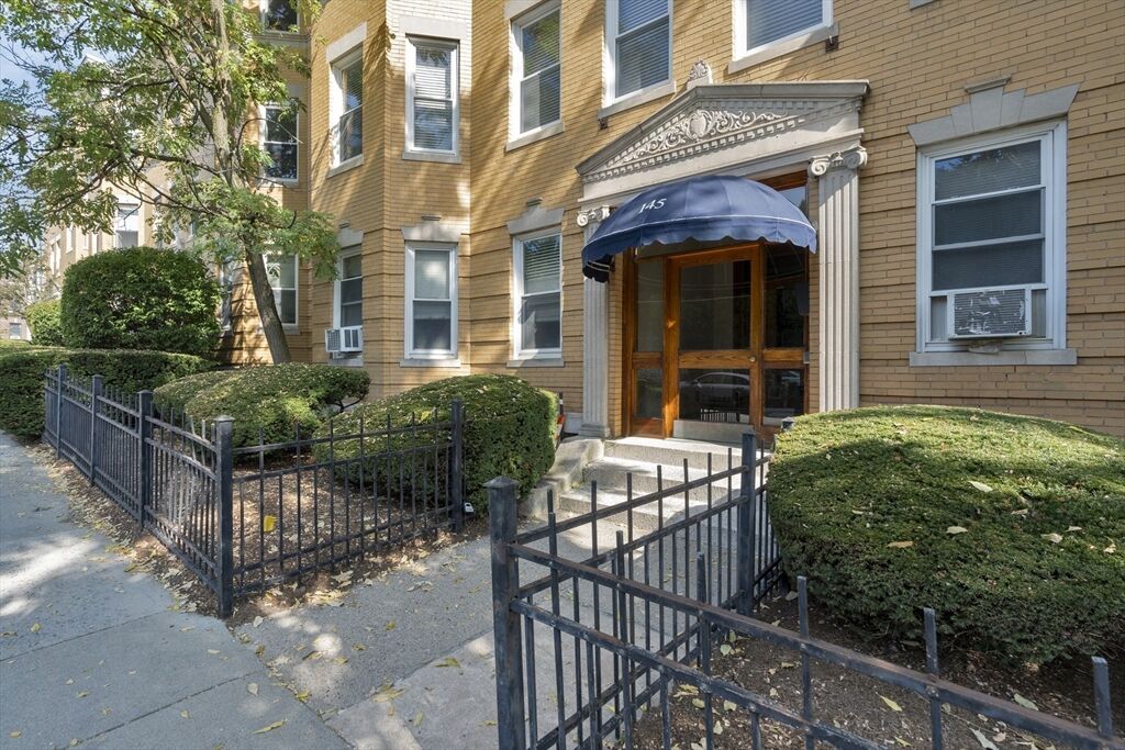 Property Photo: 145 Chiswick Rd 8 MA 02135