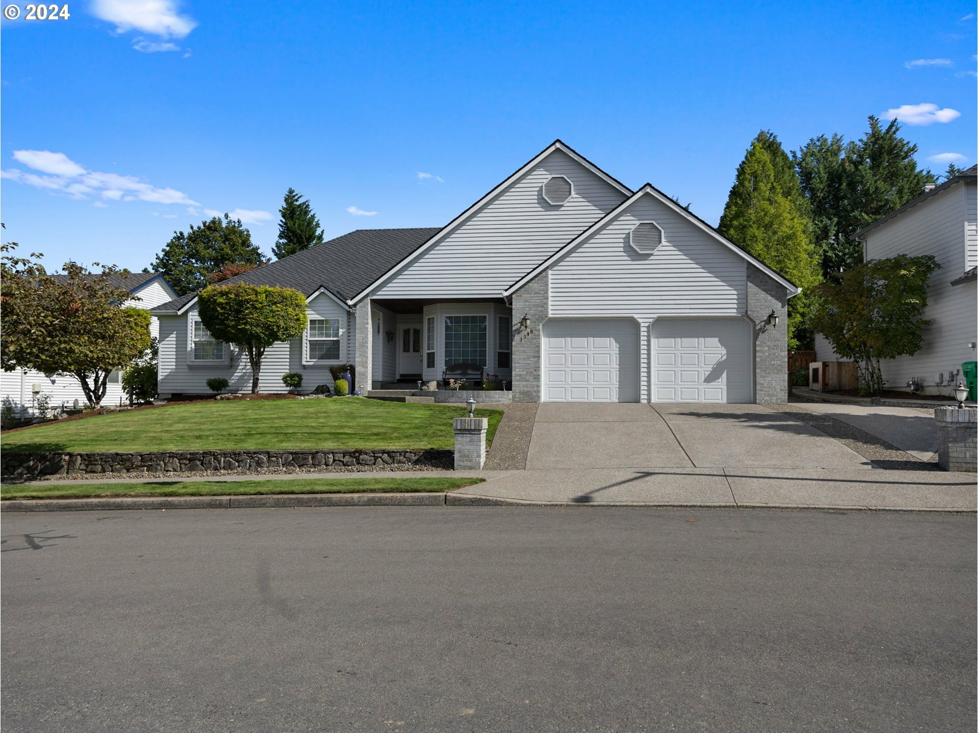 Property Photo:  3340 SW Binford Way  OR 97080 