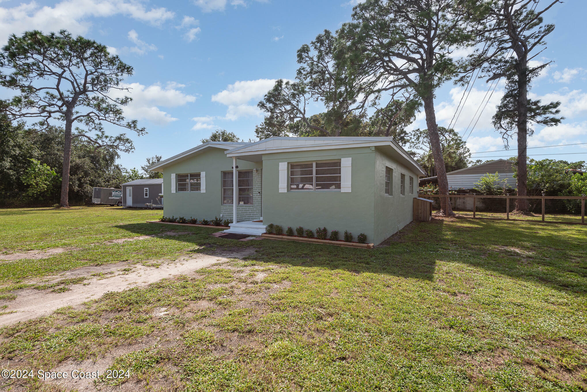 Property Photo:  3472 Old Dixie Highway  FL 32754 