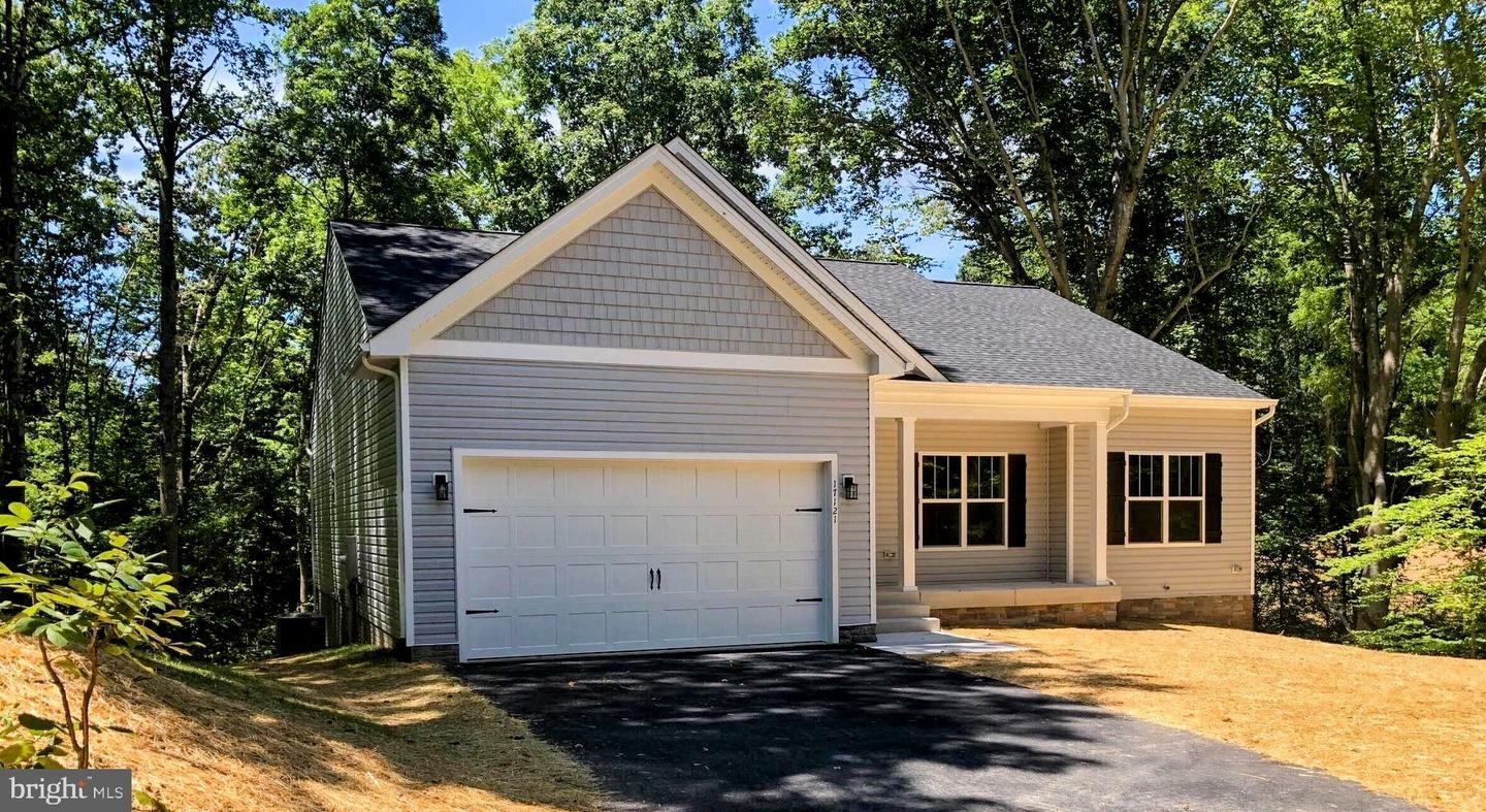 Property Photo: 17121 Arrow Point Drive VA 22960