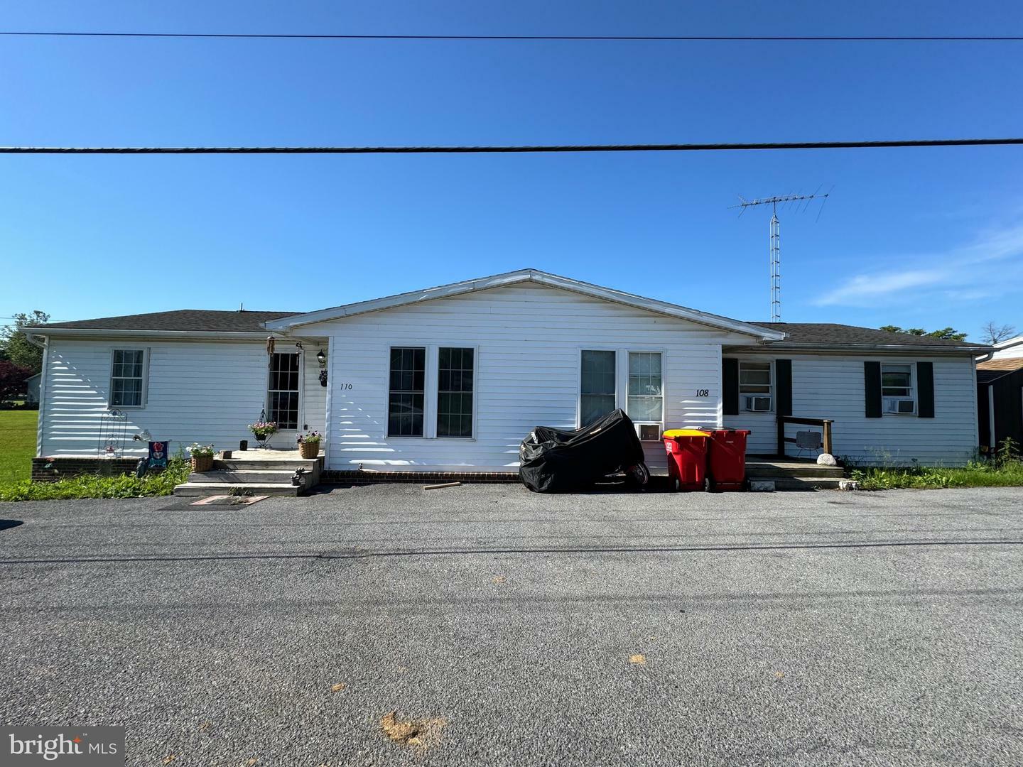 Property Photo: 108/110 Paynes Ford Road WV 25405