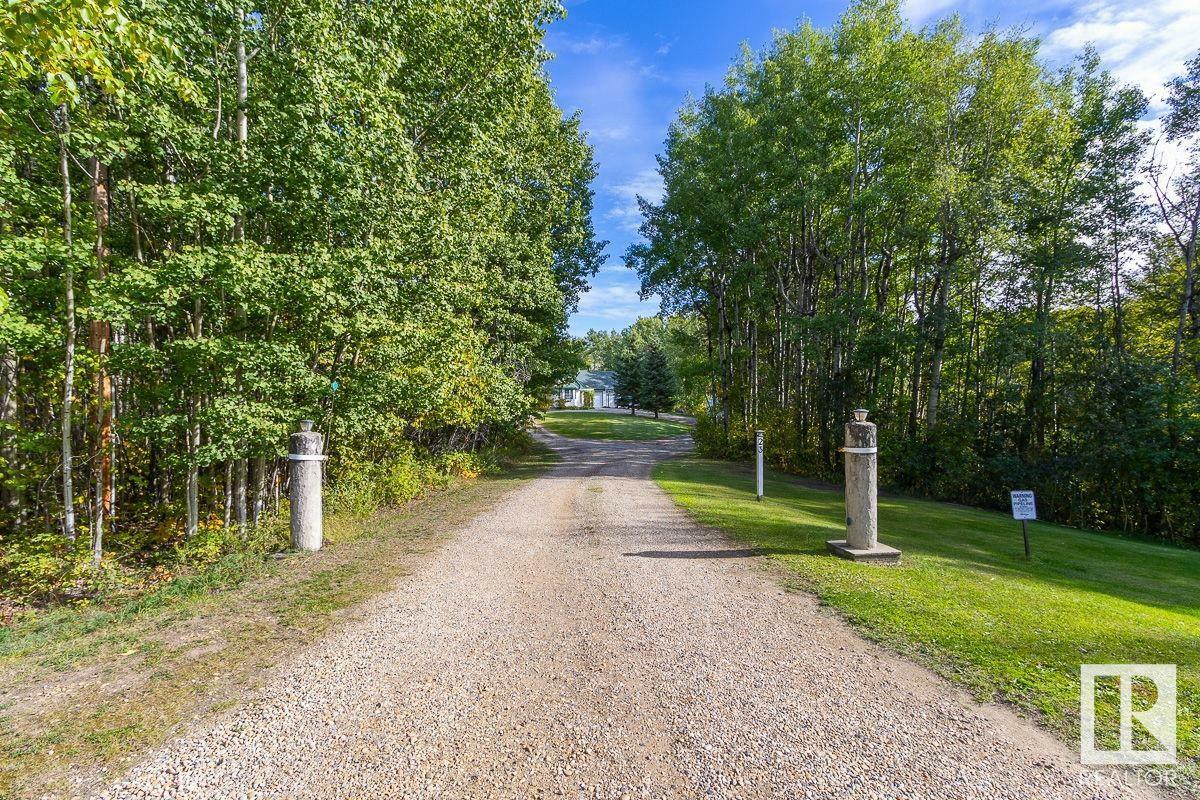 Property Photo:  54129 Rge Road 275 23  AB T7X 3S4 