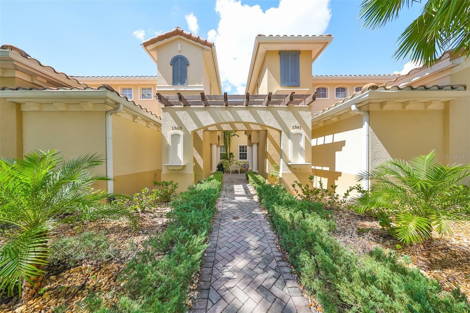 Property Photo: 1361 Emerald Dunes FL 33573