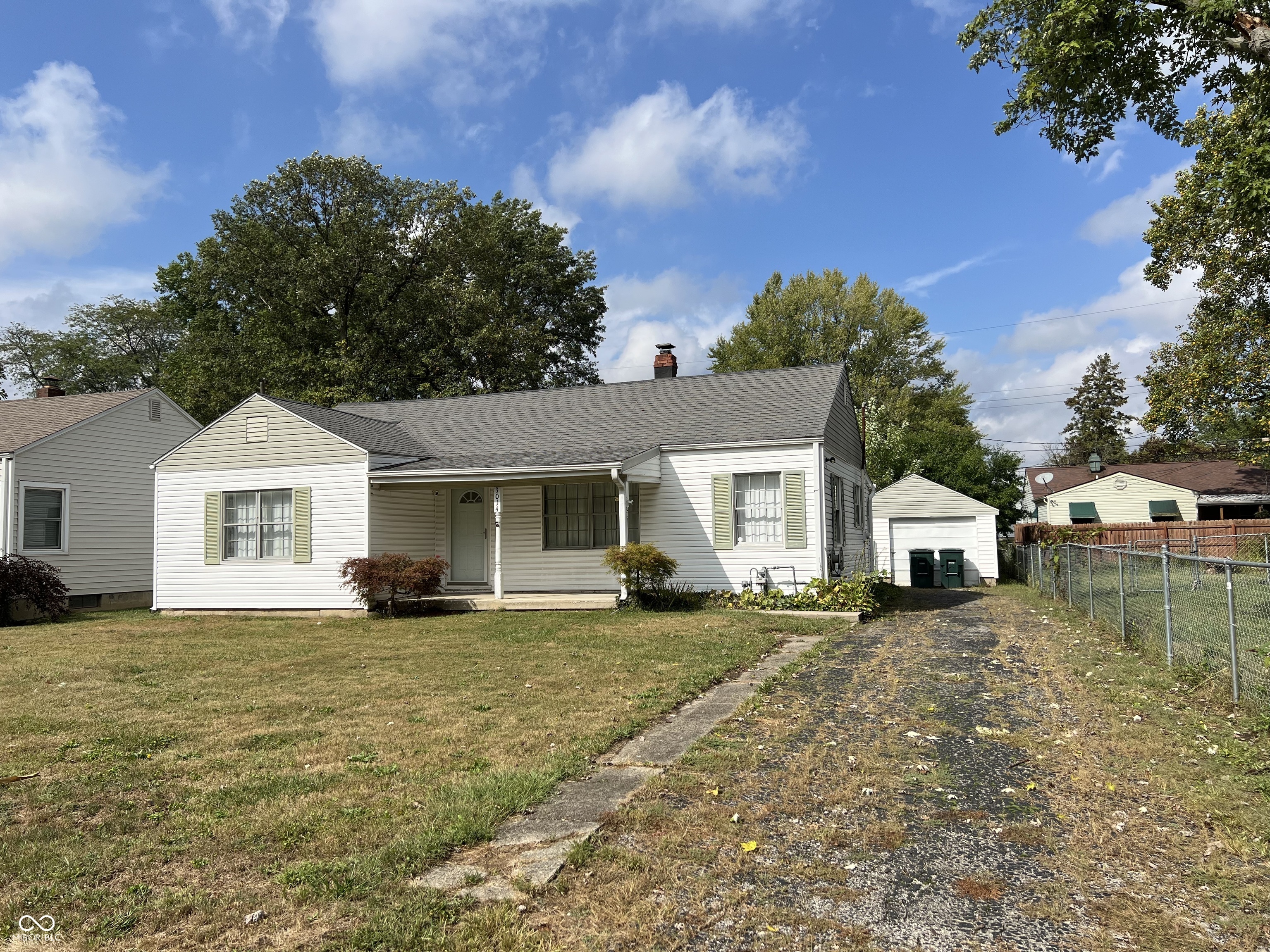 Property Photo:  3014 W Devon Road  IN 47304 