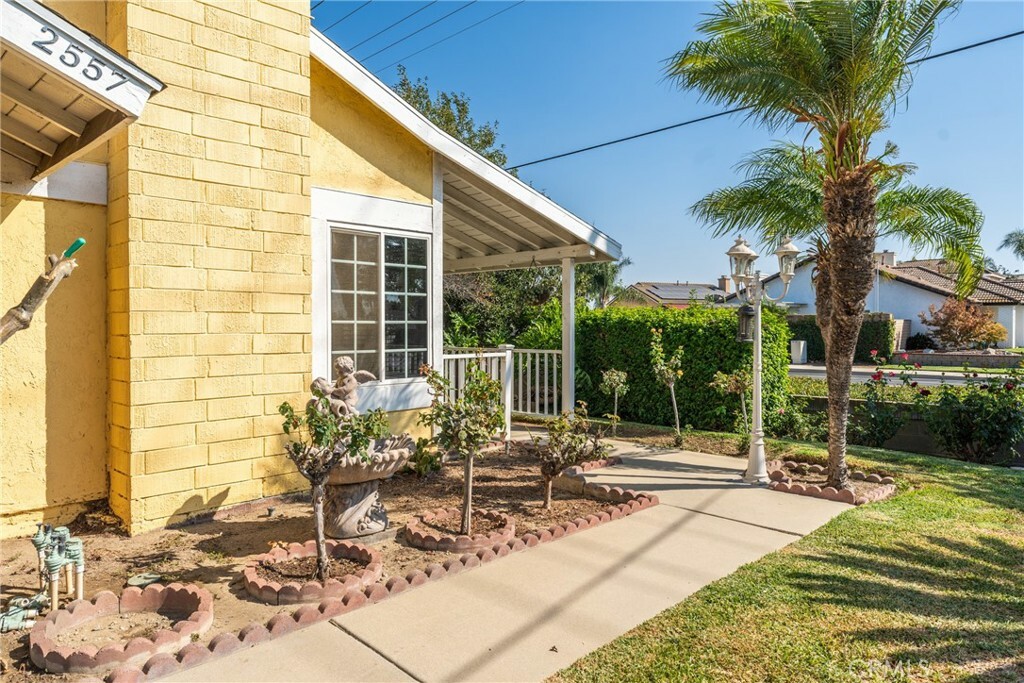 Property Photo:  2557 S Sultana Avenue  CA 91761 