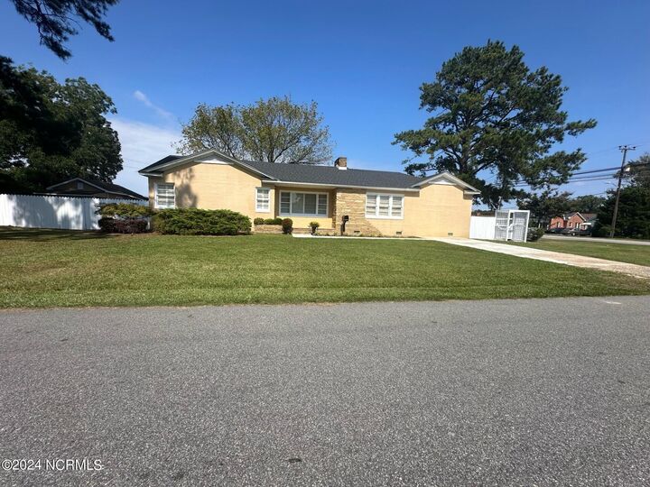 Property Photo: 800 E Troy Street NC 27910