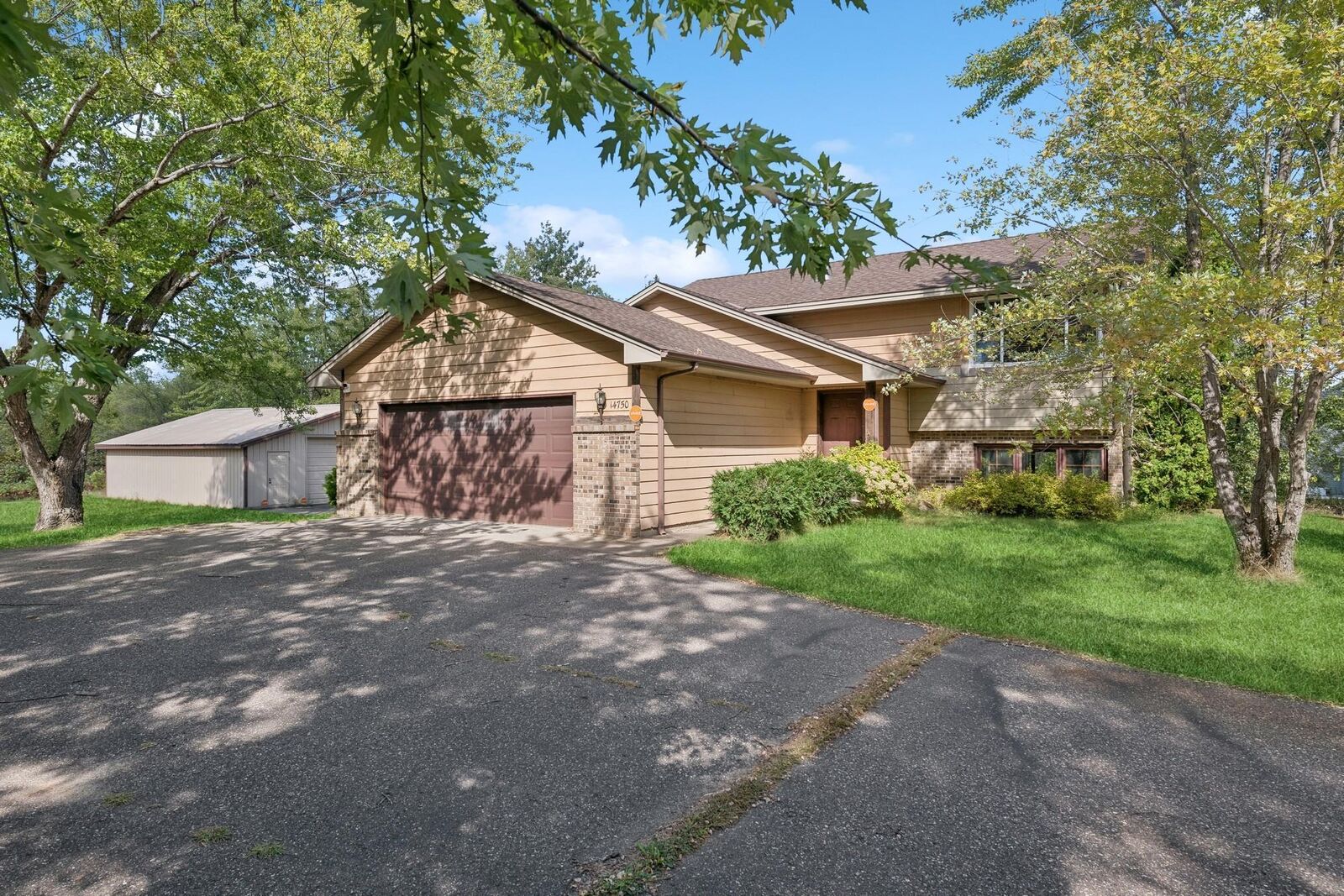 Property Photo:  14750 Frederick Road  MN 55374 