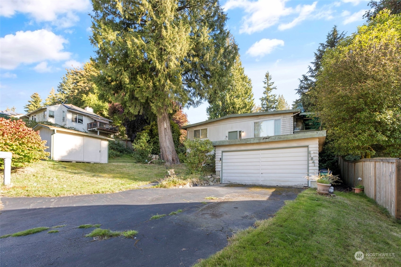 Property Photo:  11641 NE 74th Street  WA 98033 