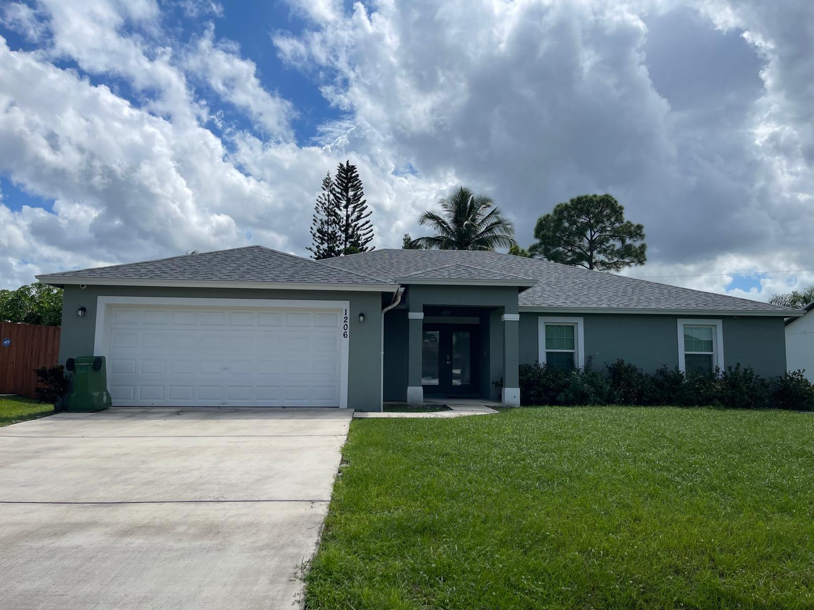 Property Photo:  1206 SW Asturia Avenue  FL 34953 