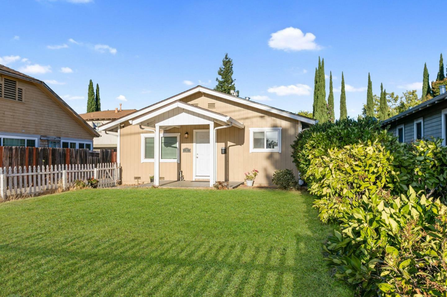 Property Photo:  460 Leigh Avenue  CA 95128 