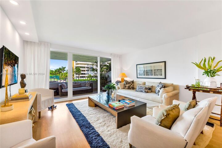 Property Photo: 199 Ocean Lane Dr 306 FL 33149