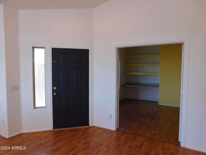 Property Photo:  40724 N Capital Court  AZ 85086 