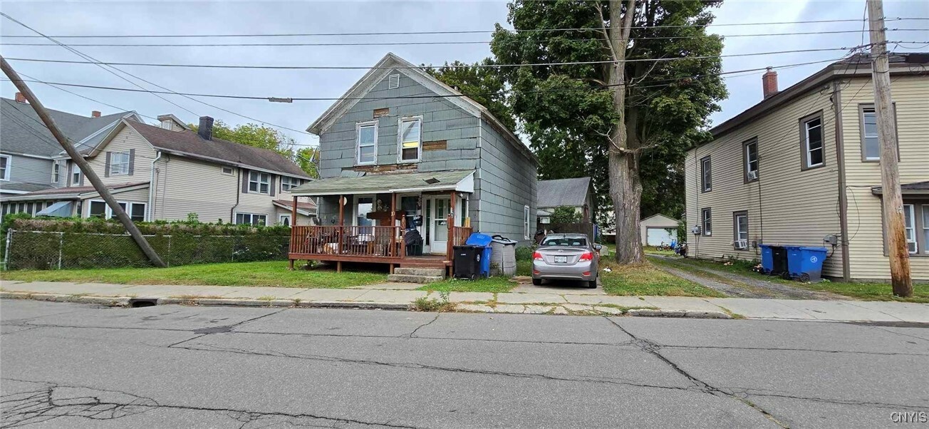 Property Photo:  10 South Avenue  NY 13045 