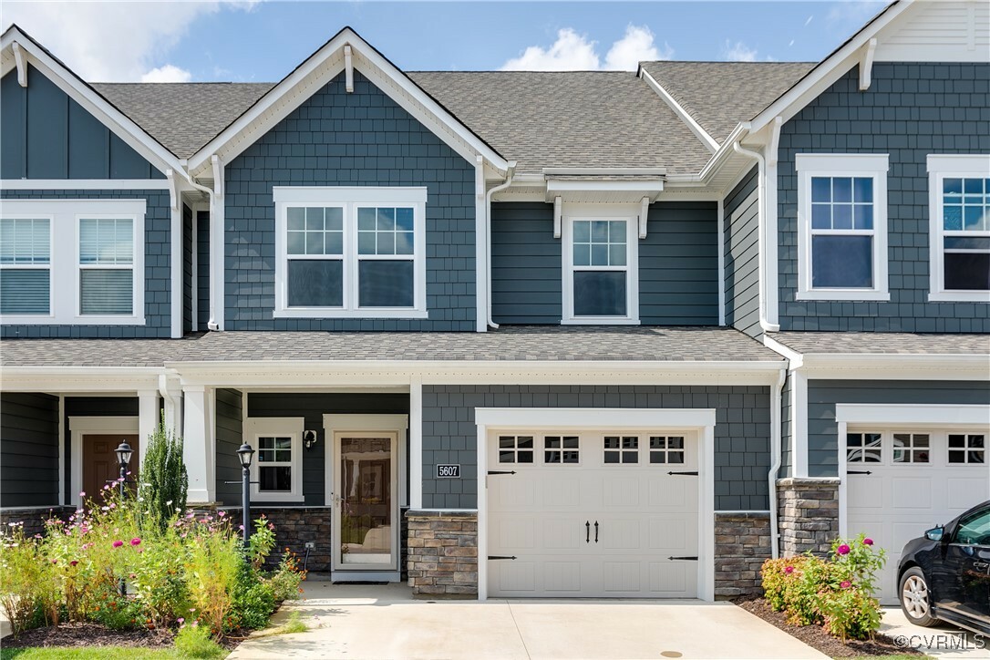 Property Photo: 5607 Benoni Court VA 23059