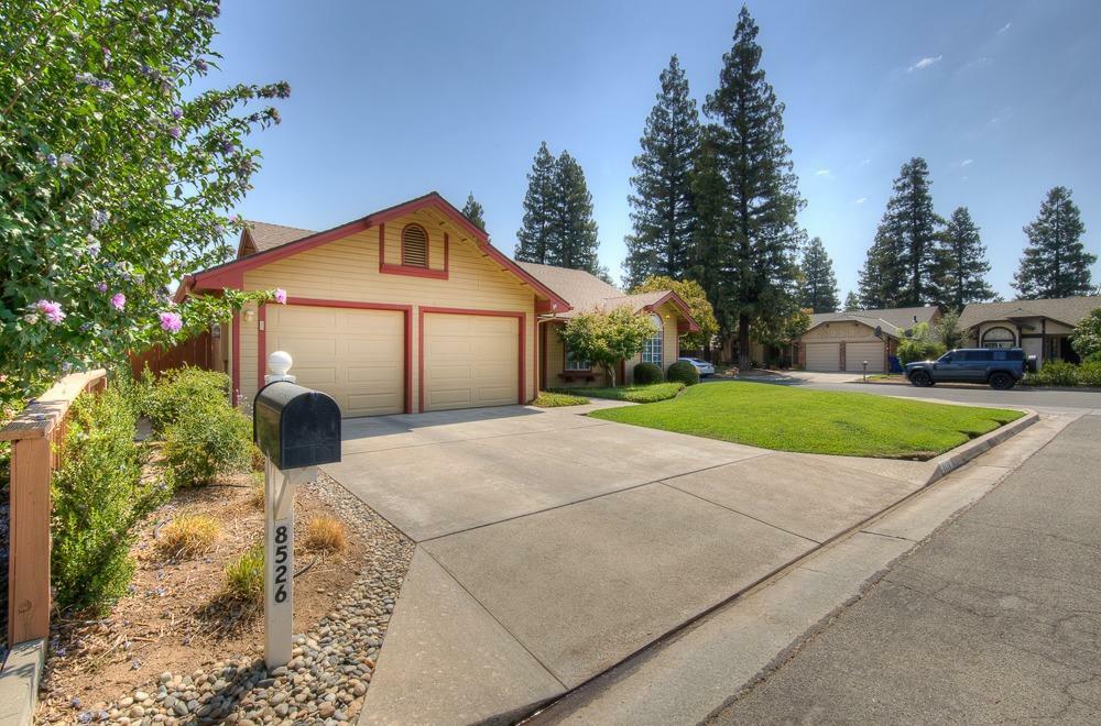 Property Photo:  8526 N Boyd Avenue  CA 93720 