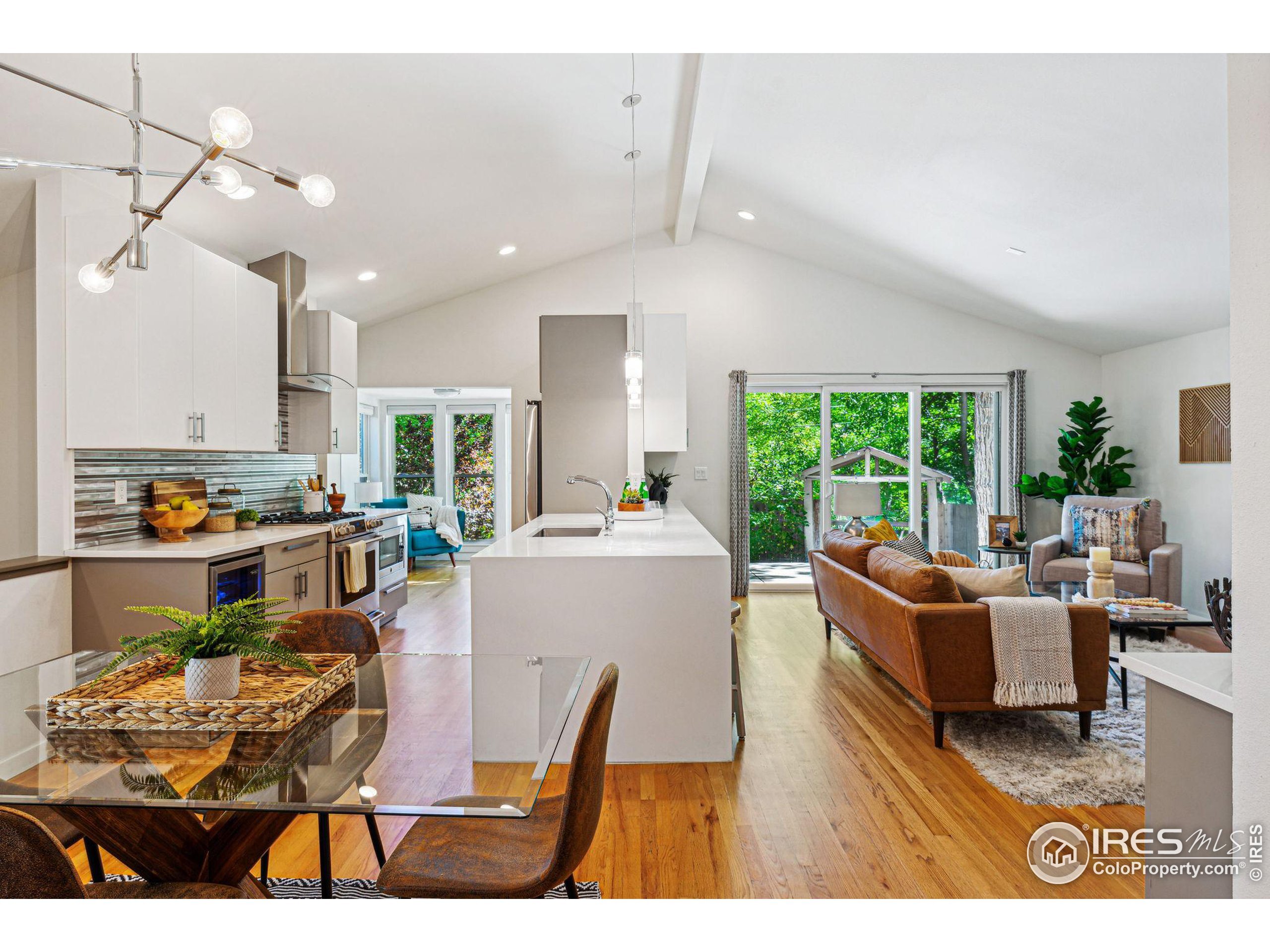 Property Photo: 3720 Cloverleaf Dr CO 80304