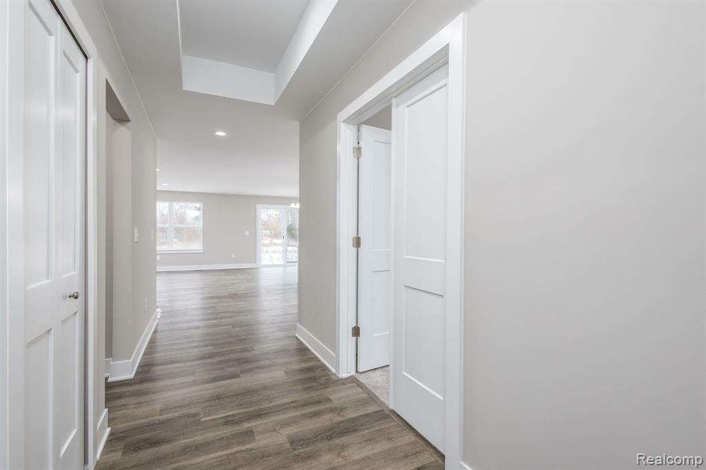 Property Photo: 2408 Waterford Way MI 48423