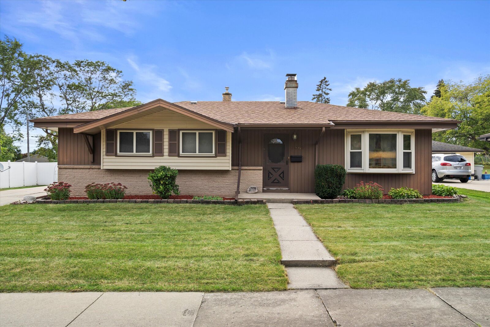 Property Photo: 6865 N Burbank Ave WI 53224