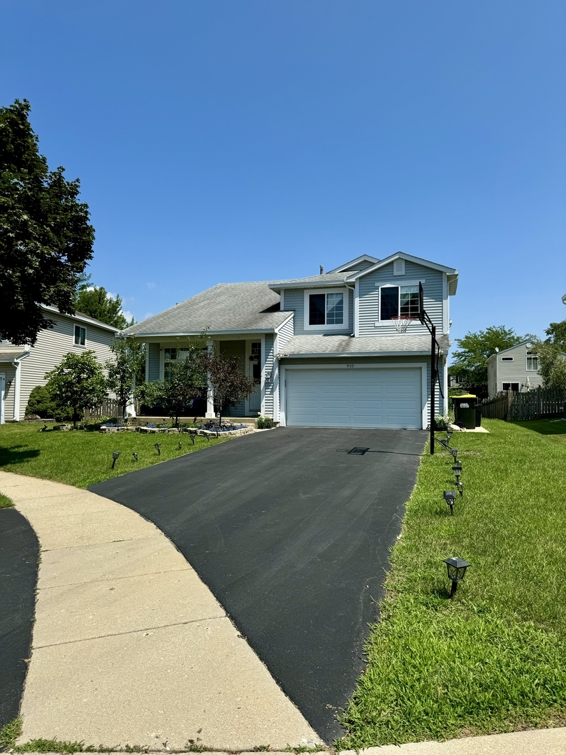 Property Photo:  910 Taralon Trail  IL 60156 