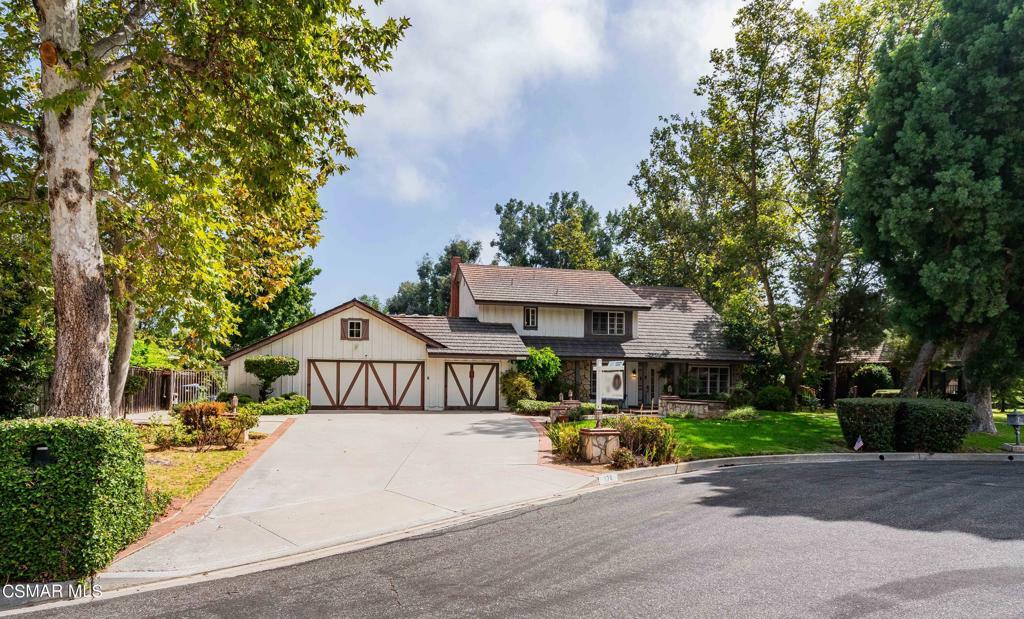 Property Photo: 376 Oldstone Court CA 93065