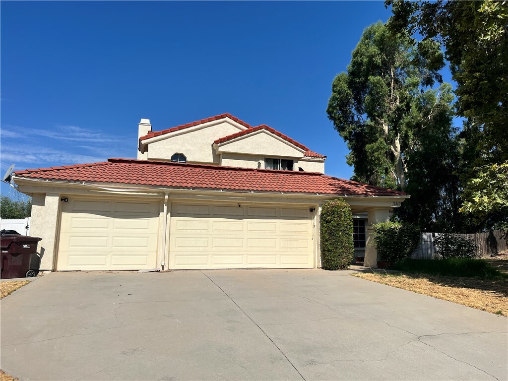 Property Photo:  11849 Vista De Cerros Drive  CA 92555 