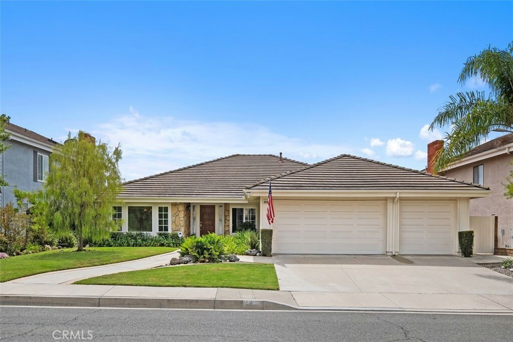 Property Photo:  3538 E Ridgeway Road  CA 92867 