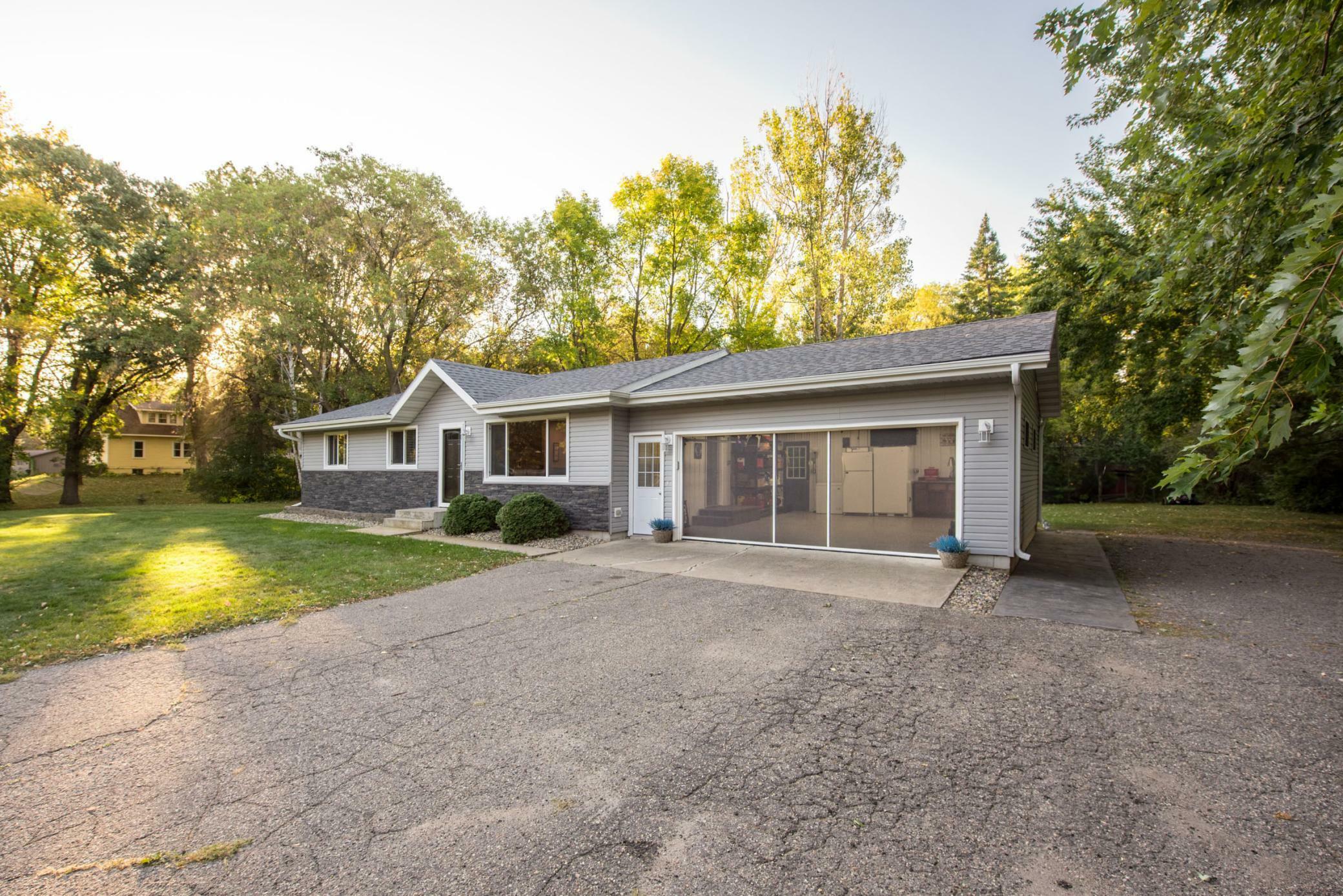 Property Photo:  1706 Oak Knoll Drive NE  MN 56308 