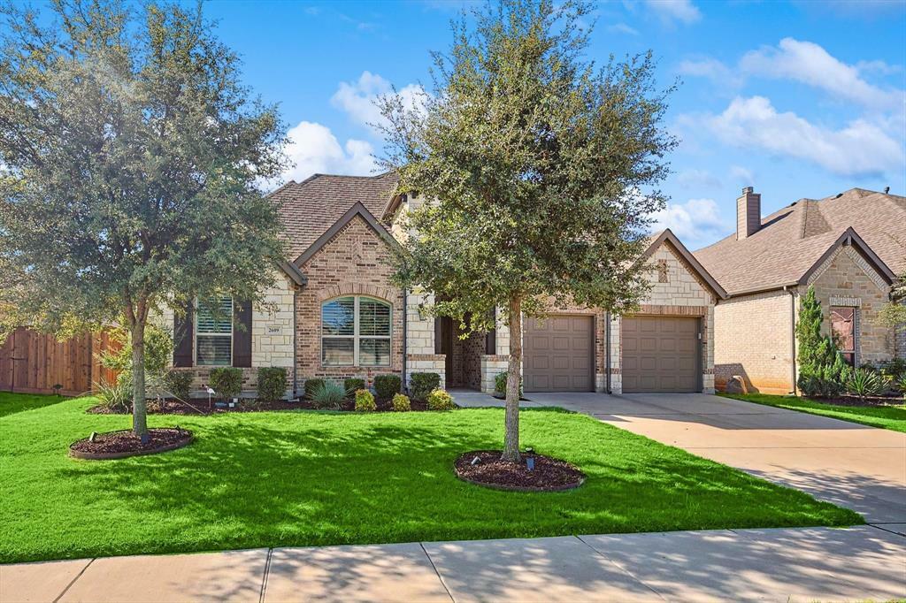 Property Photo:  2609 Wallingford Drive  TX 76084 