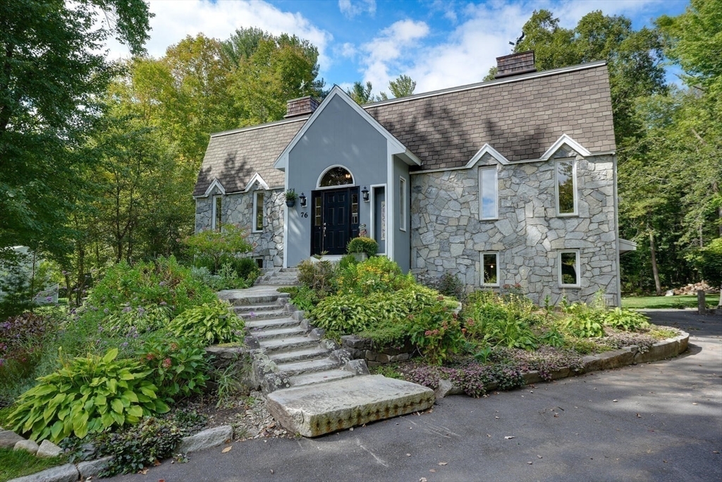 Property Photo:  76 Kendall Road  MA 01876 