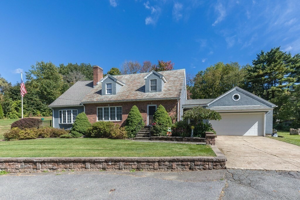 Property Photo: 176 Leamy Street MA 01440