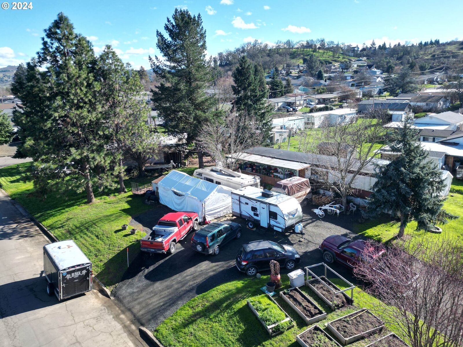 Property Photo: 4285 Stella St OR 97471