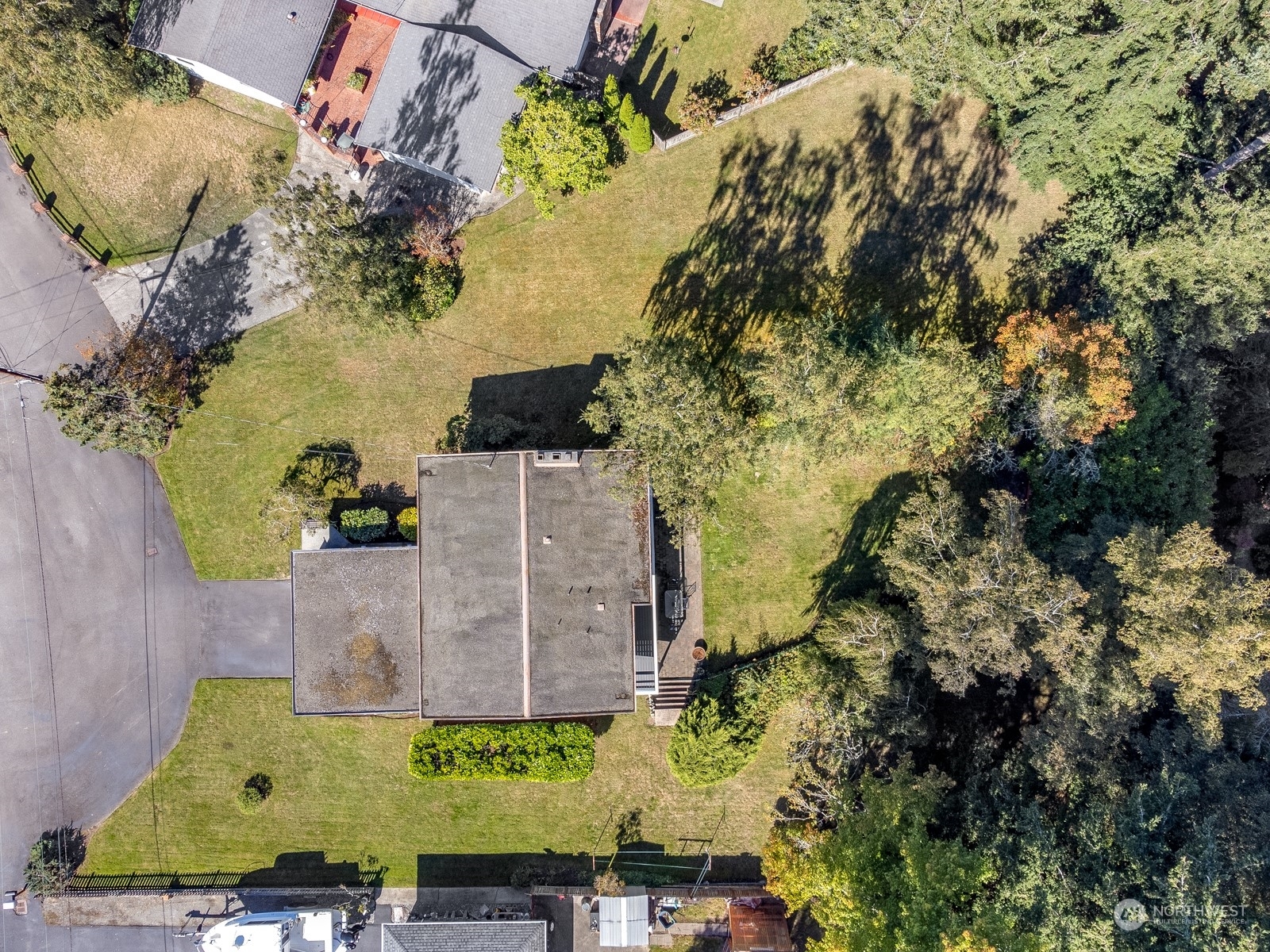 Property Photo:  817 Olympic Boulevard  WA 98203 