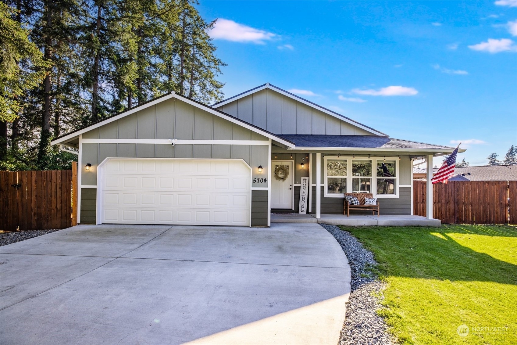 Property Photo:  5704 258th St Court E  WA 98338 