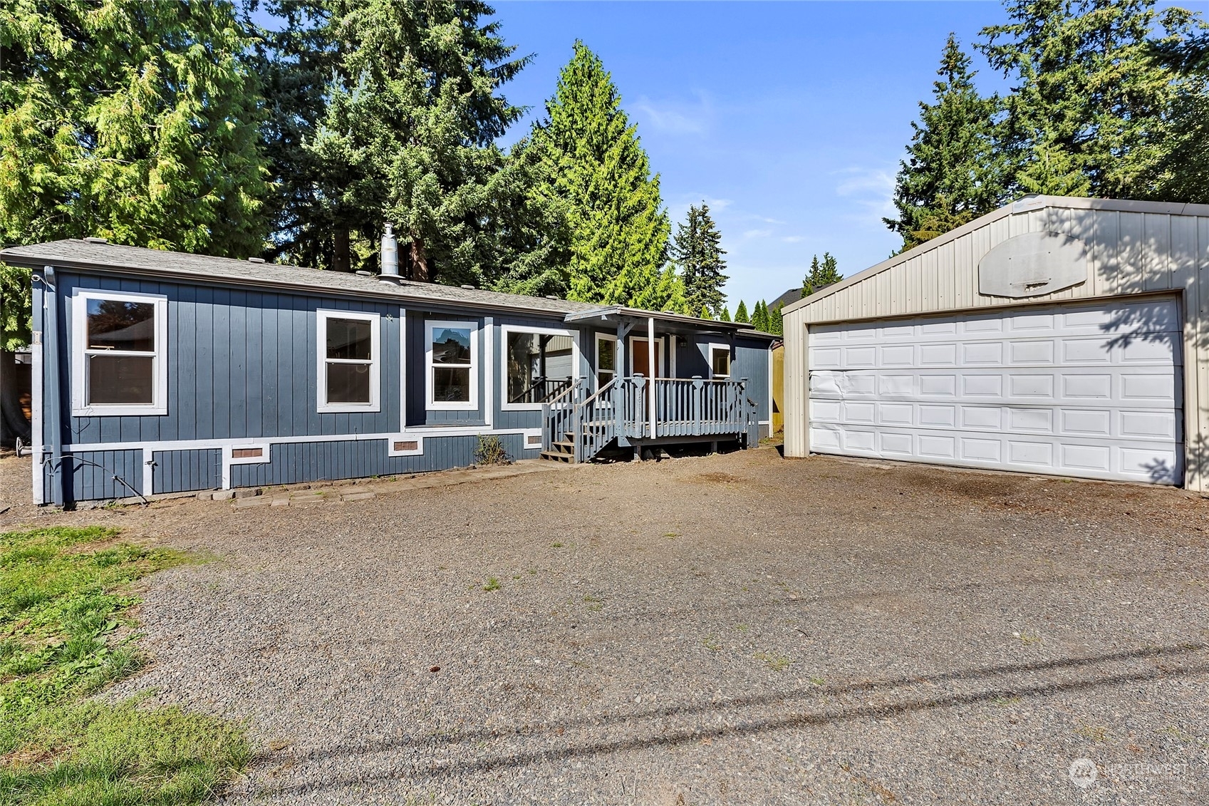 Property Photo:  1531 108th Street SW  WA 98204 