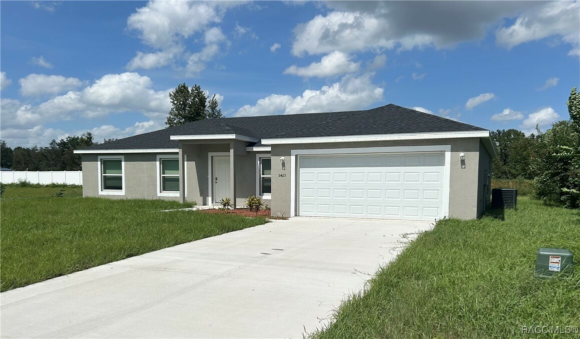 Property Photo:  5423 SW 151 Street Road  FL 34473 